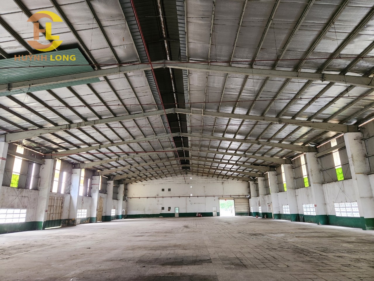 Cho thuê kho xưởng trong Khu CN Tân Tạo, Bình Tân - Khuôn viên: .4.000m2 - Diện tích xưởng: 2.130m2 - Văn phòng: 180m2 - Liên hệ 0902.113.578 