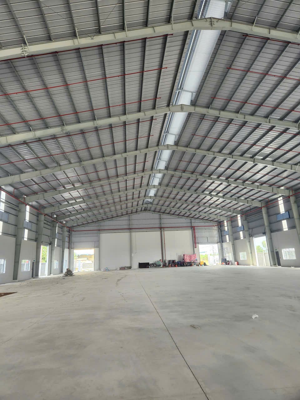 Cho thuê kho xưởng ngay khu CN Hải Sơn. Đức Hòa. Long An ( Tây Ninh) - khuôn viên: 10.000m - Nhà Xưởng; 6.500m2