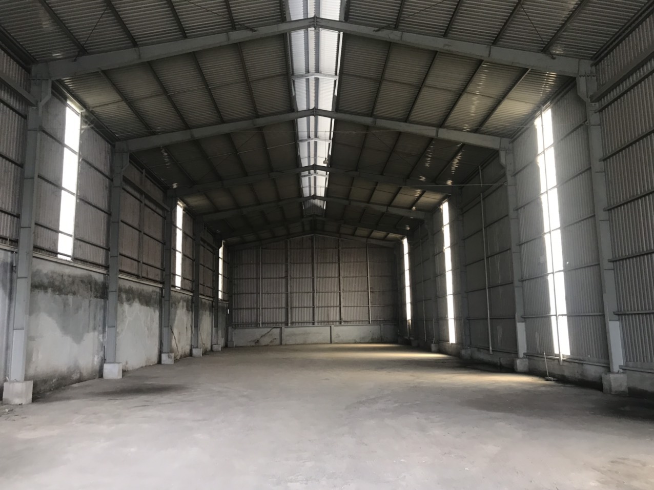    Cho thuê kho xưởng đường Trần Đại Nghĩa, Bình Chánh - Diện tích: 1000m2 - Giá : 66 triệu/tháng - Liên hệ 0902.113.578 