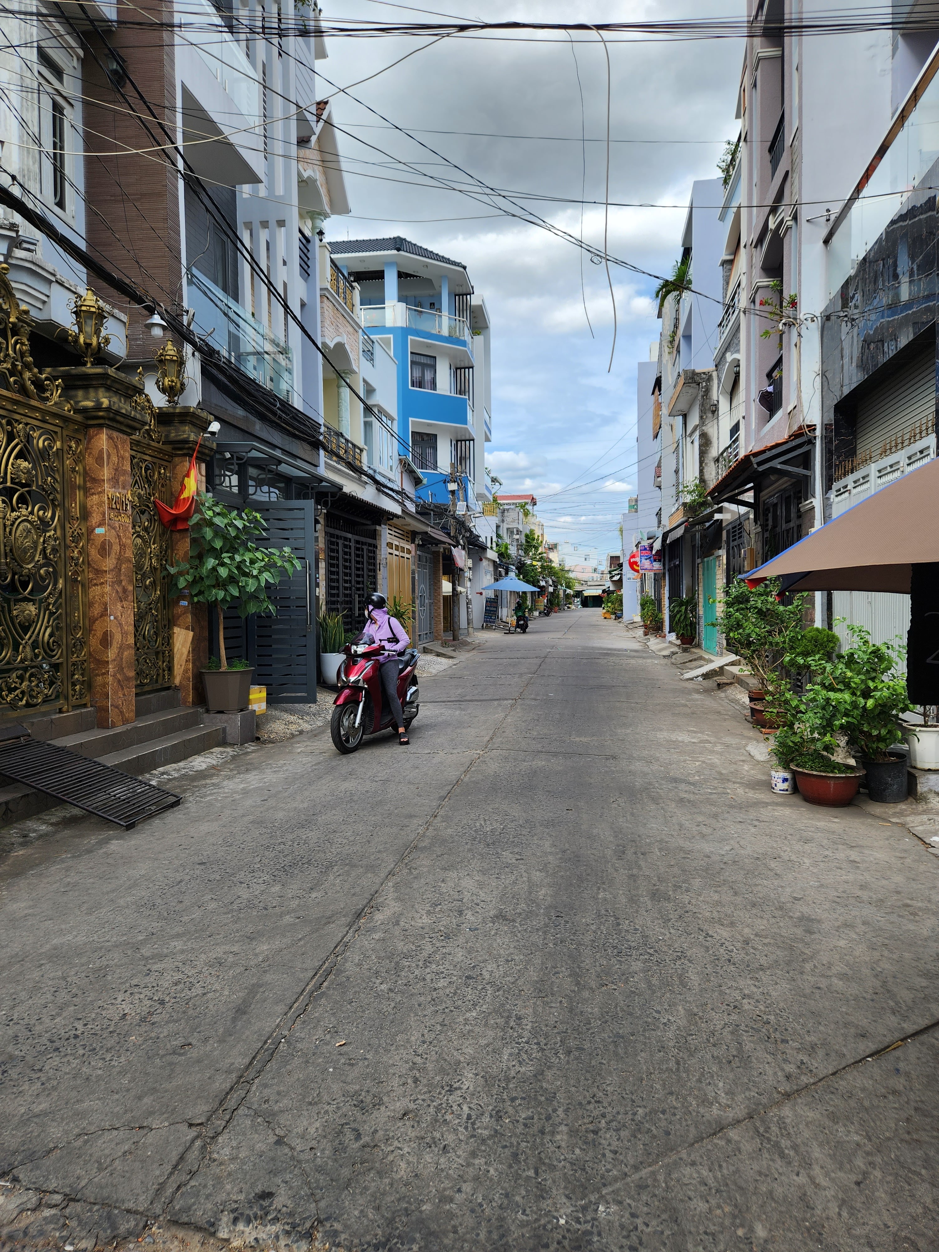 Bán nhà hẻm Lê Văn Quới, Bình Tân - Diện Tích: 4 x 15,5 - Liên hệ: 0902.113.578 . Ms : 071