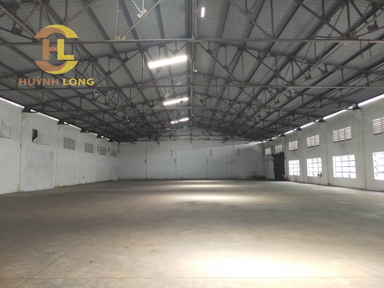 Cho thuê kho xưởng đang trống đường Hương Lộ 2, Bình Tân - Diện tích: 1250m2 - Giá: 70nghin/m. Liên hệ 0902.113.578