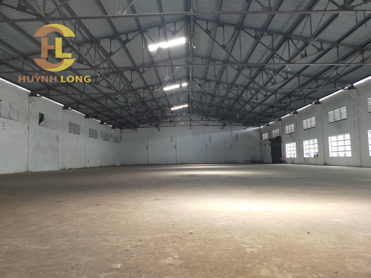 Cho thuê kho xưởng đang trống đường Hương Lộ 2, Bình Tân - Diện tích: 1250m2 - Giá: 70nghin/m. Liên hệ 0902.113.578