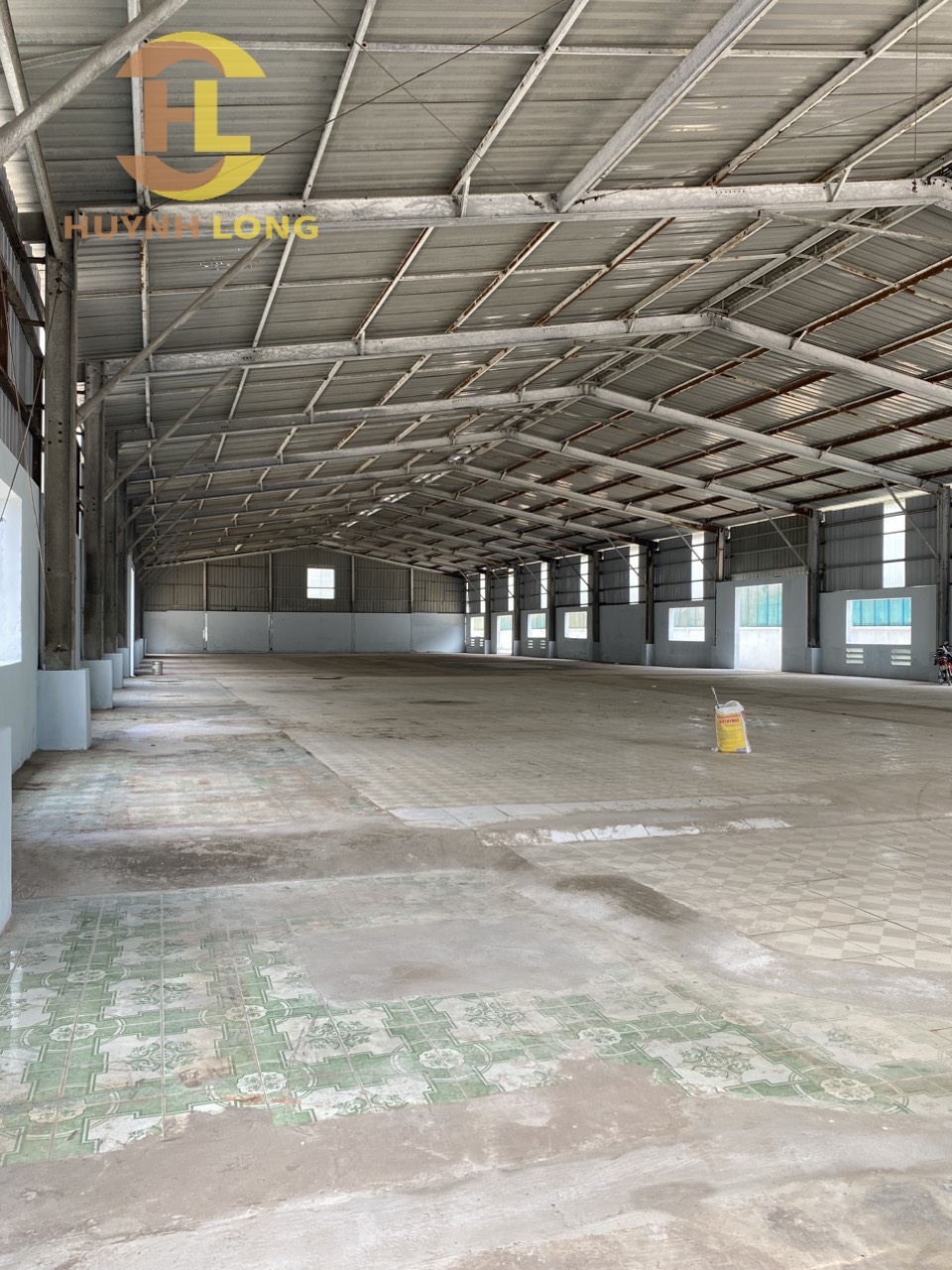 Cho thuê kho xưởng đường Trần Đại Nghĩa, Bình Chánh - Diện tích khuôn viên: 3.700m2 - Nhà xưởng: 1.700m2 - Giá: 150 triệu/tháng- Liên hệ 0902.113.578