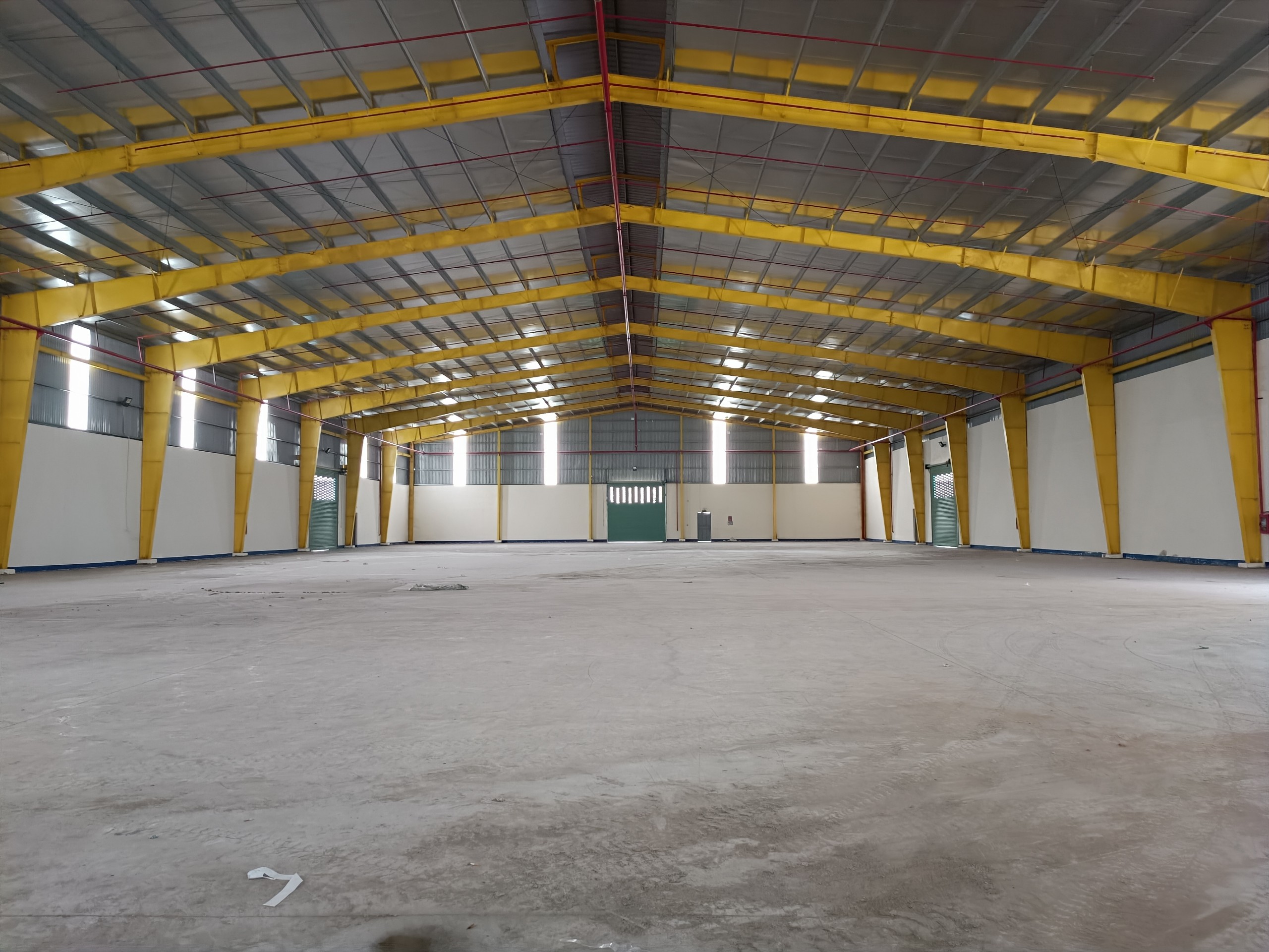        Cho thuê kho xưởng KCN Hải Sơn, Đức Hoà, Long An - Diện tích: 3400m2 - Giá: 80k/m2/ tháng - Liên hệ 0902.113.578