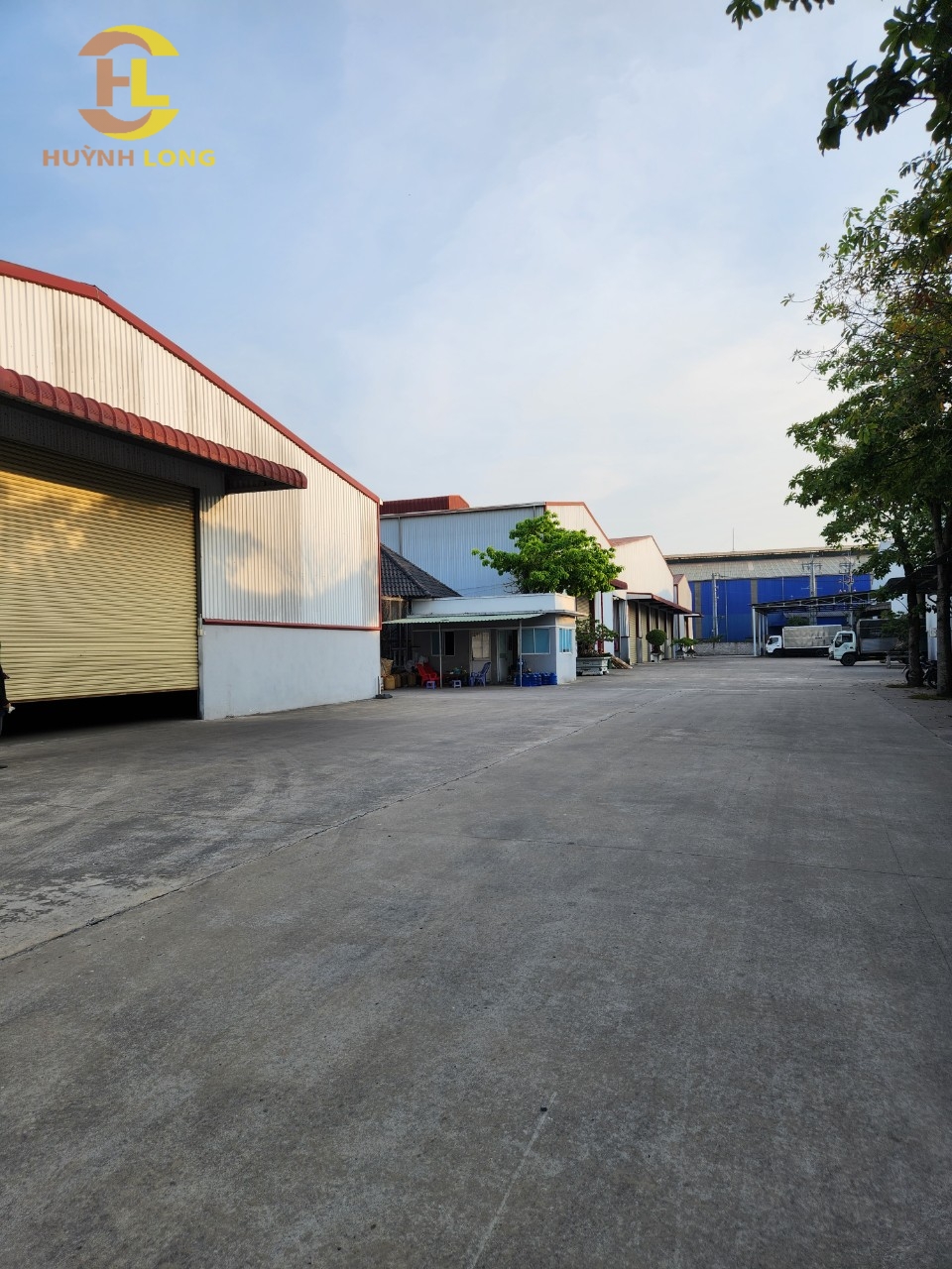 Cho thuê kho xưởng đường Quốc Lộ 1a, Bến Lức. - Diện tích: 500m2 - Giá :  25 triệu/tháng - Liên hệ 0902.113.578 