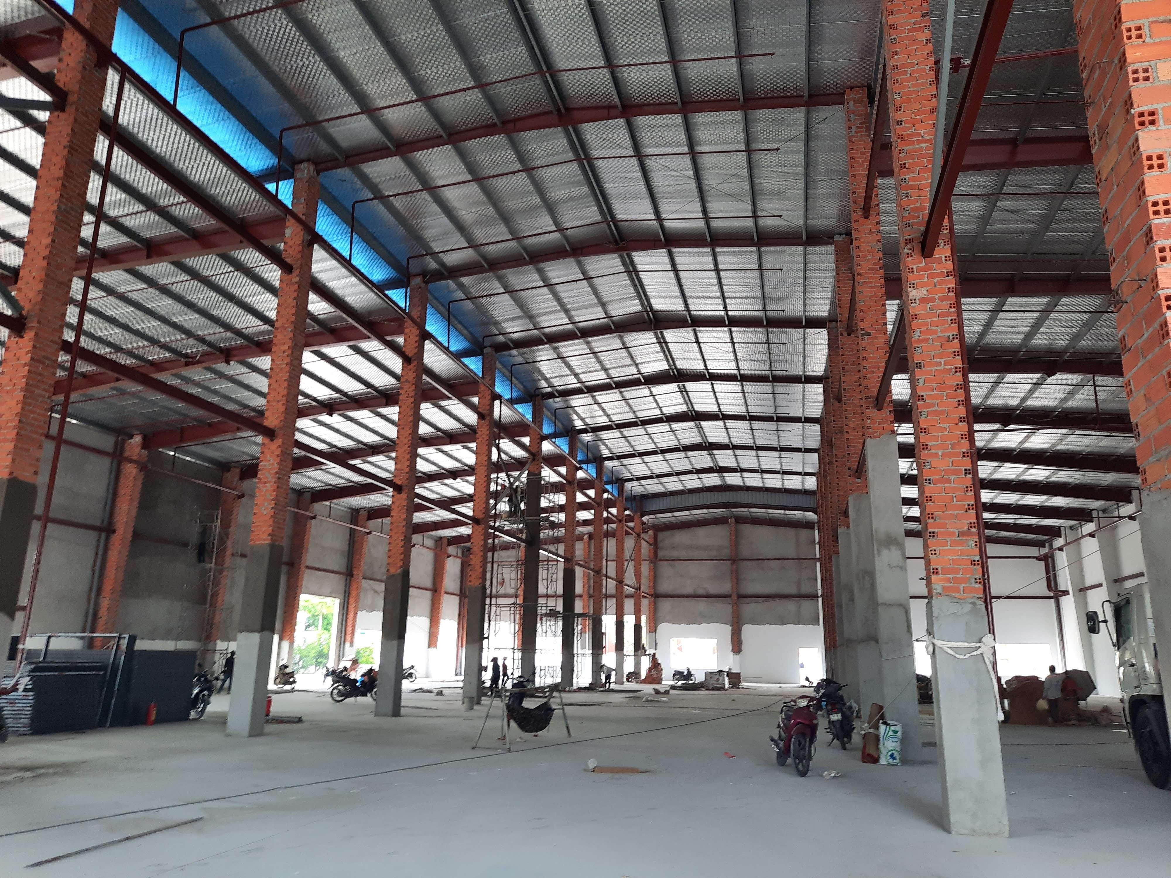 Cho thuê kho đường quốc lộ 1a, bình tân - Diện tich: 8.000m2. LH: 0902.113.578