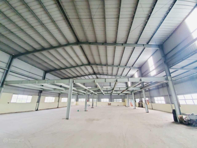               Cho thuê kho xưởng Đức Hoà, Long An -Diện tích xưởng: 2700 m2 - Giá: 120 triệu/tháng - Liên hệ 0902.113.578 