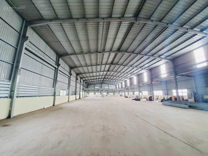               Cho thuê kho xưởng Đức Hoà, Long An -Diện tích xưởng: 2700 m2 - Giá: 120 triệu/tháng - Liên hệ 0902.113.578 