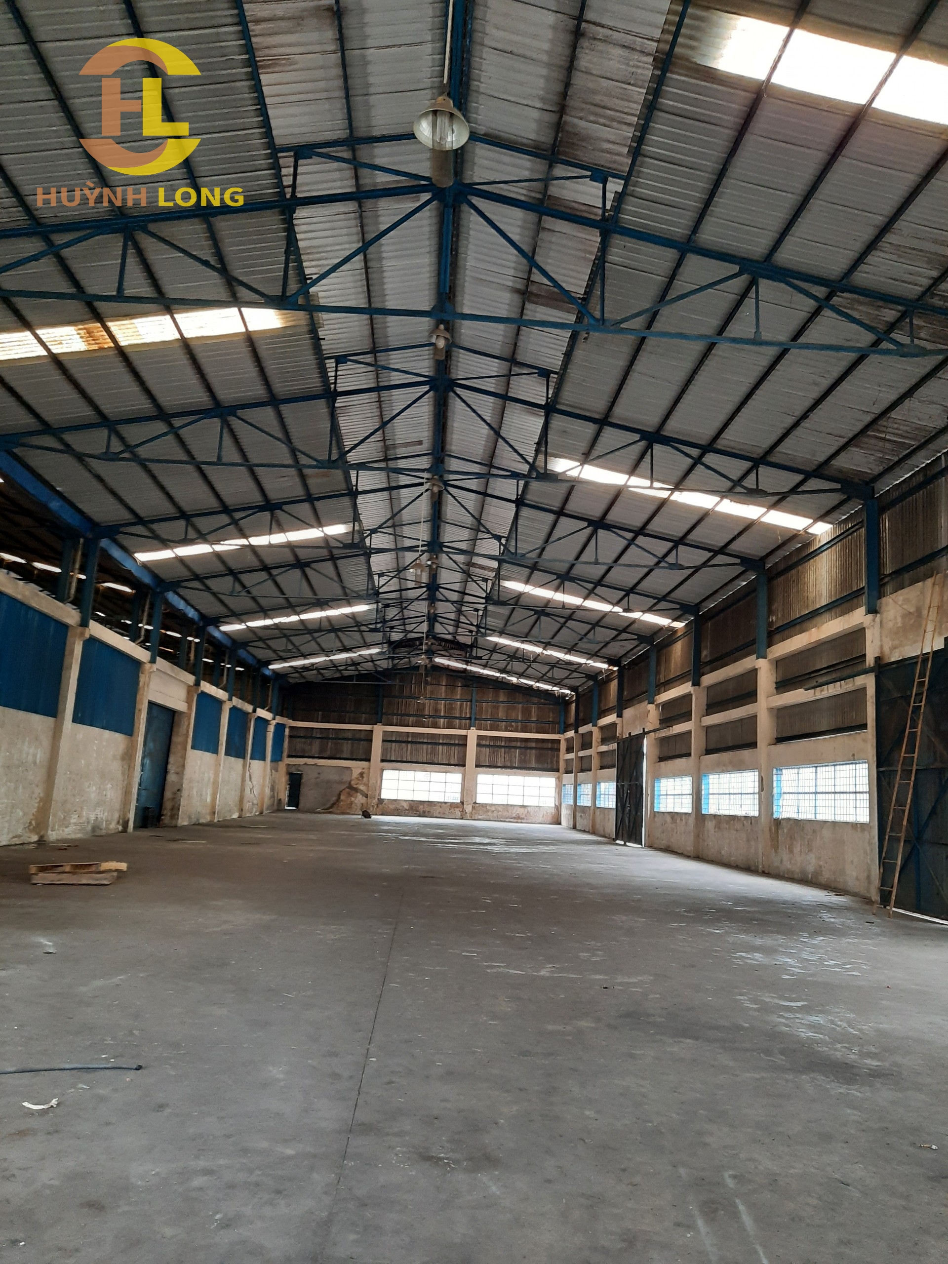 Cho thuê kho đường Hồ Học Lãm, Quận 8 - Diện tích: 1.100m2 - Giá: 100 nghin/m -  Miễn Phí dịch vụ - Đt: 0902.113.578