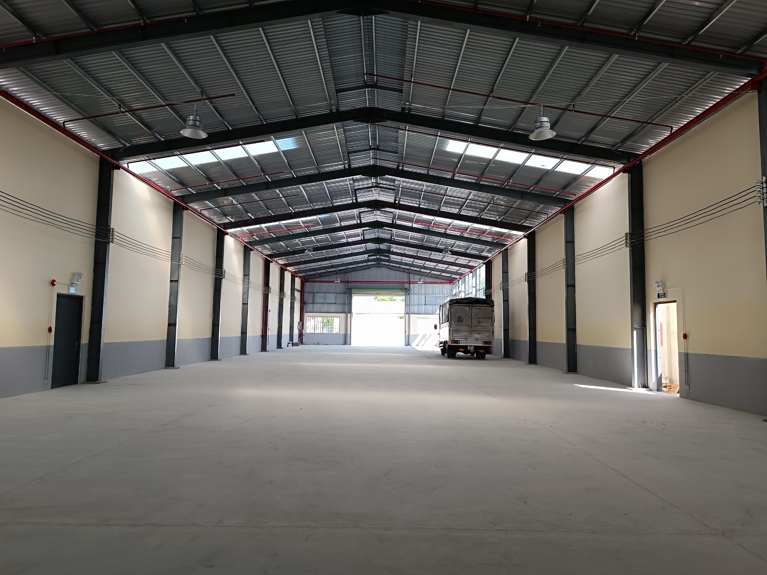  Nhà xưởng 800m2 giá 35tr 1 tháng,đường tỉnh lộ 835, Cần Đước,Long An  - Ký hợp đồng lâu dài - Liên hệ 0902.113.578 - Liên hệ để được tư vấn thêm  MIỄN PHÍ DỊCH VỤ