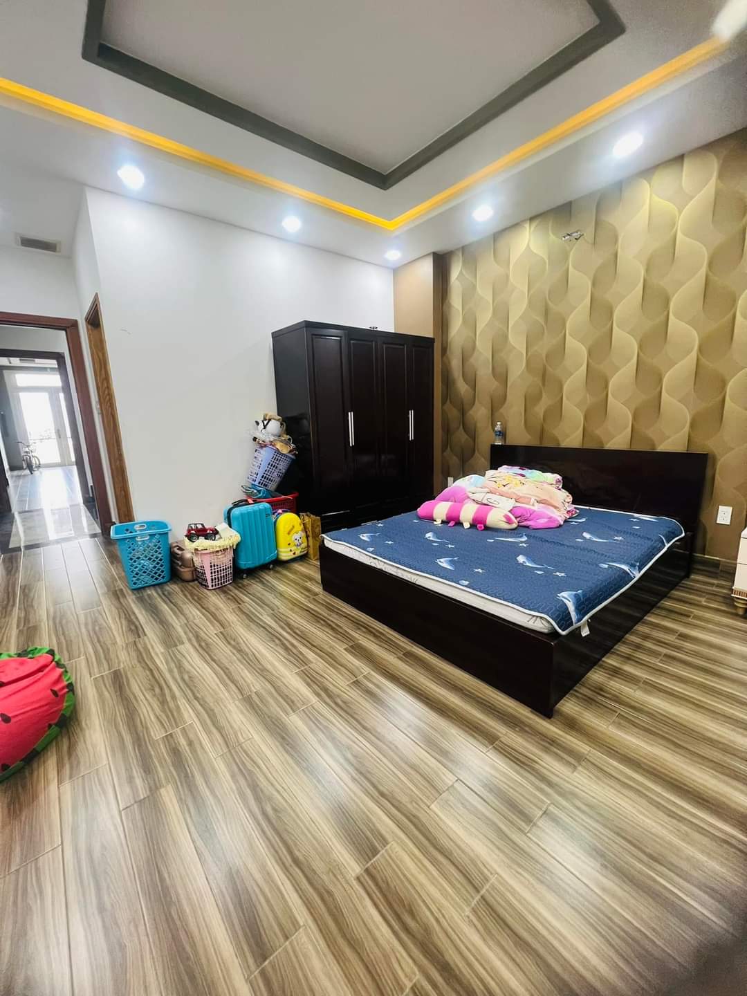 Bán nhà khu Tên Lửa, Bình Tân - Diện Tích: 4,5 * 20 - kết cấu:  1 trệt, 2 tầng, sân thượng - Giá :  11,5  tỷ. - Liên hệ: 0902.113.578. Ms 290