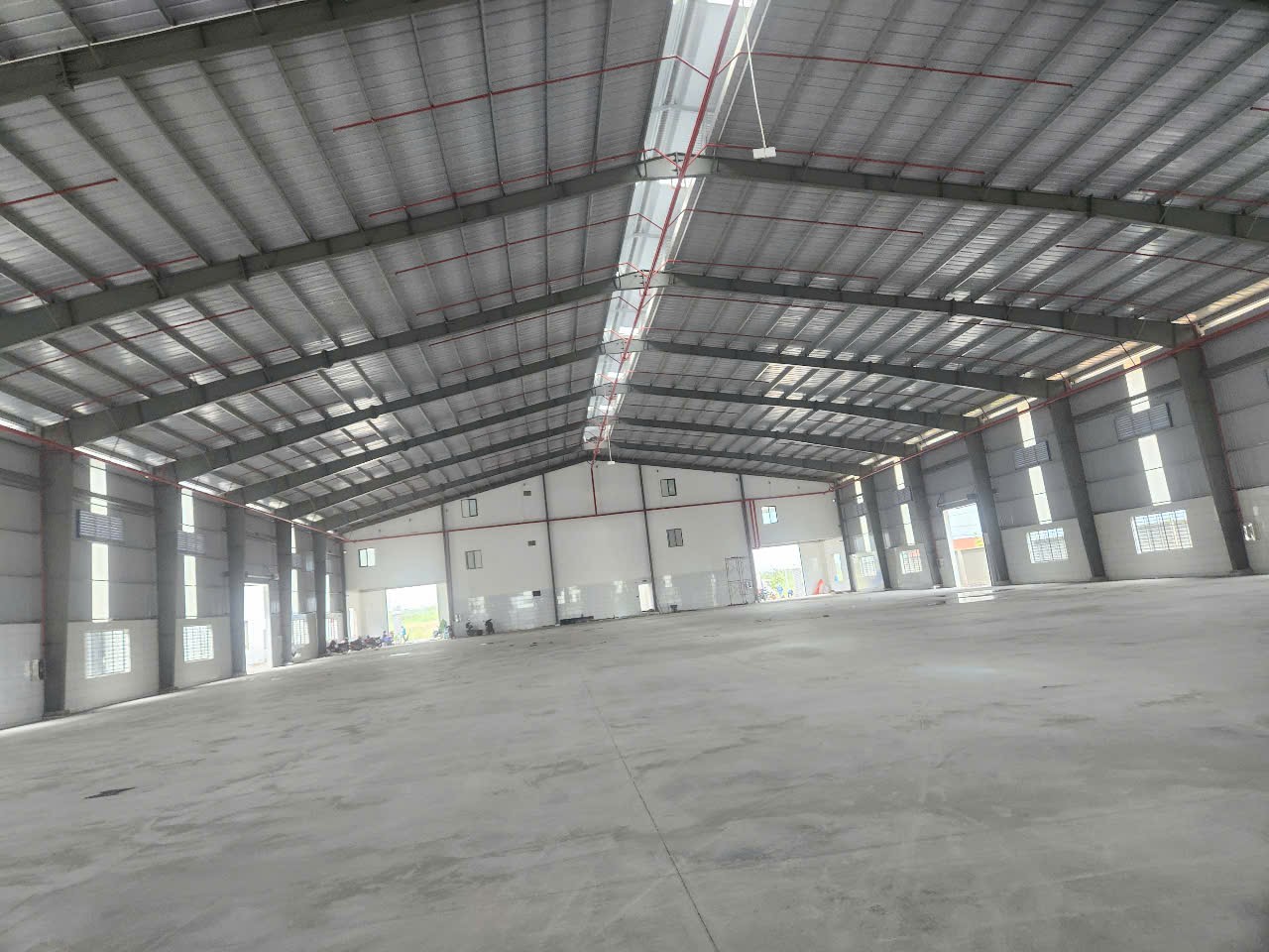 Cho thuê kho xưởng khu CN Tân Tạo. Bình Tân - Diện tích: 2.700m - Giá 117 nghin/m 