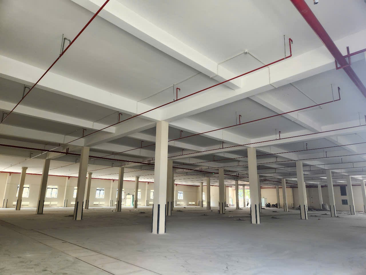 Cho thuê kho xưởng khu CN Lê Minh Xuân. Bình Chánh - Nhà xưởng: 9.000m  - Giá: 90 nghin/m xưởng 