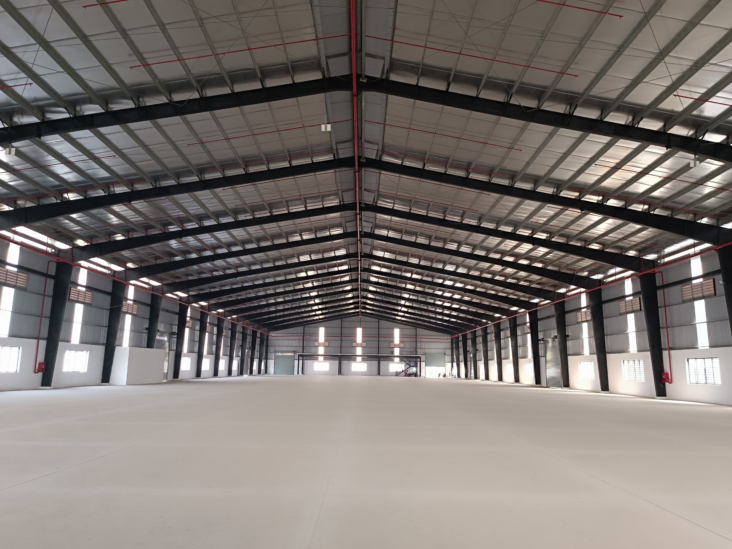 Cho thuê kho xưởng khu CN Hải Sơn. Long An. - Diện tích: 7.000m - Giá: 475 triệu/tháng