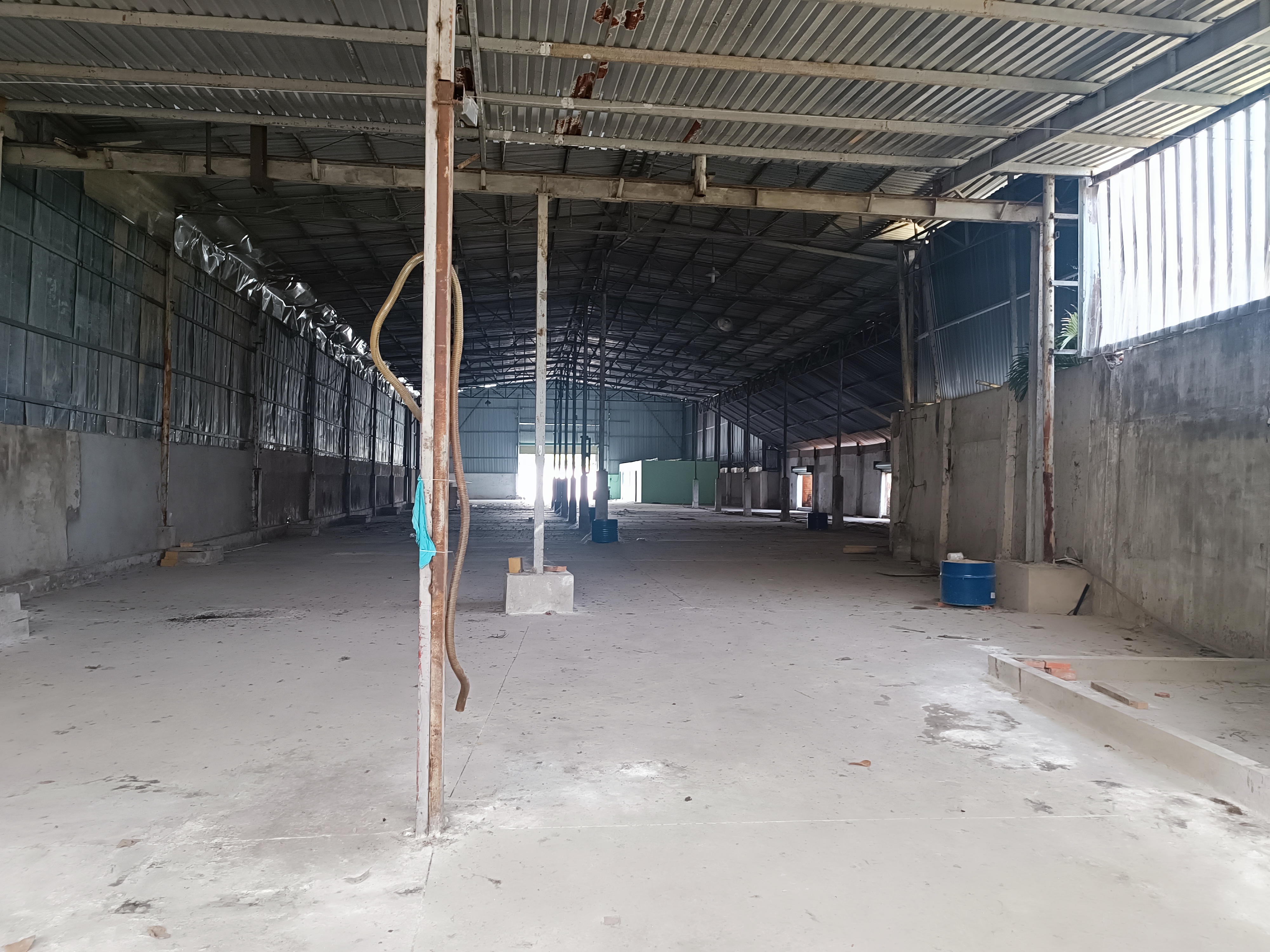 Cho thuê kho xưởng Bình Chánh, Hồ Chí Minh -Diện tích xưởng: 1400 m2 - Giá: 60 triệu/tháng - Liên hệ 0902.113.578 