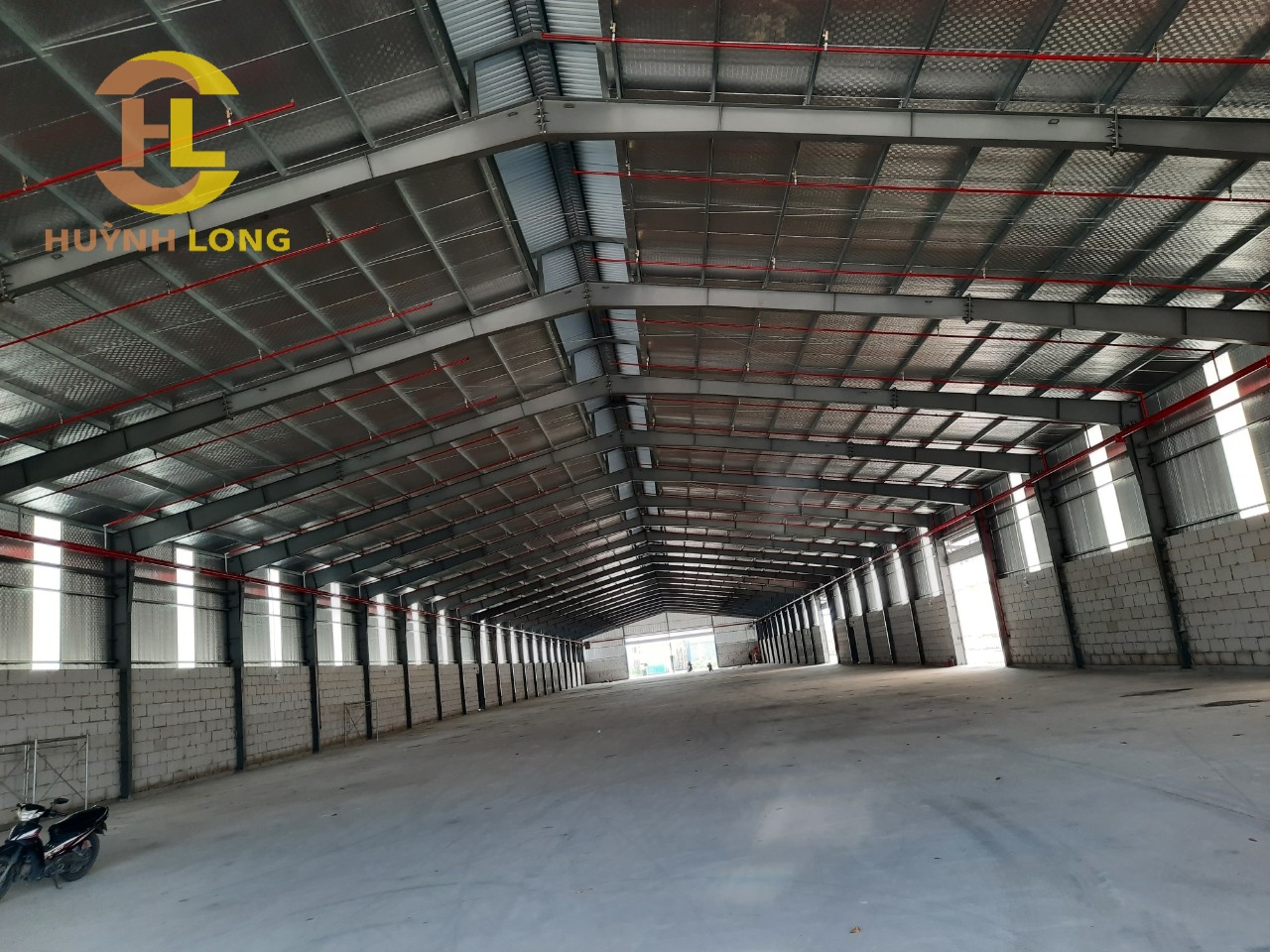 Cho thuê kho xưởng đường Quốc Lộ 1A, Bình Chánh - Diện tích xưởng: 3.600m2 - Giá: 95 nghìn/m2 - Liên hệ 0902.113.578 -  MIỄN PHÍ DỊCH VỤ