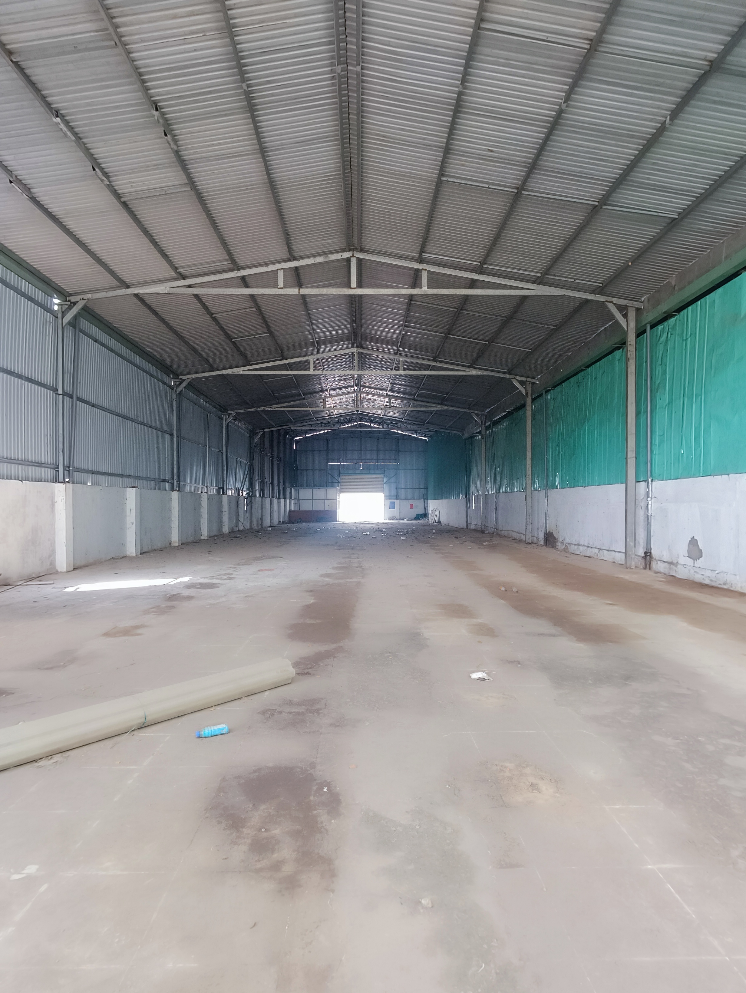                Cho thuê kho xưởng Bình Chánh, Hồ Chí Minh -Diện tích xưởng: 1000 m2 - Giá: 50 triệu/tháng - Liên hệ 0902.113.578