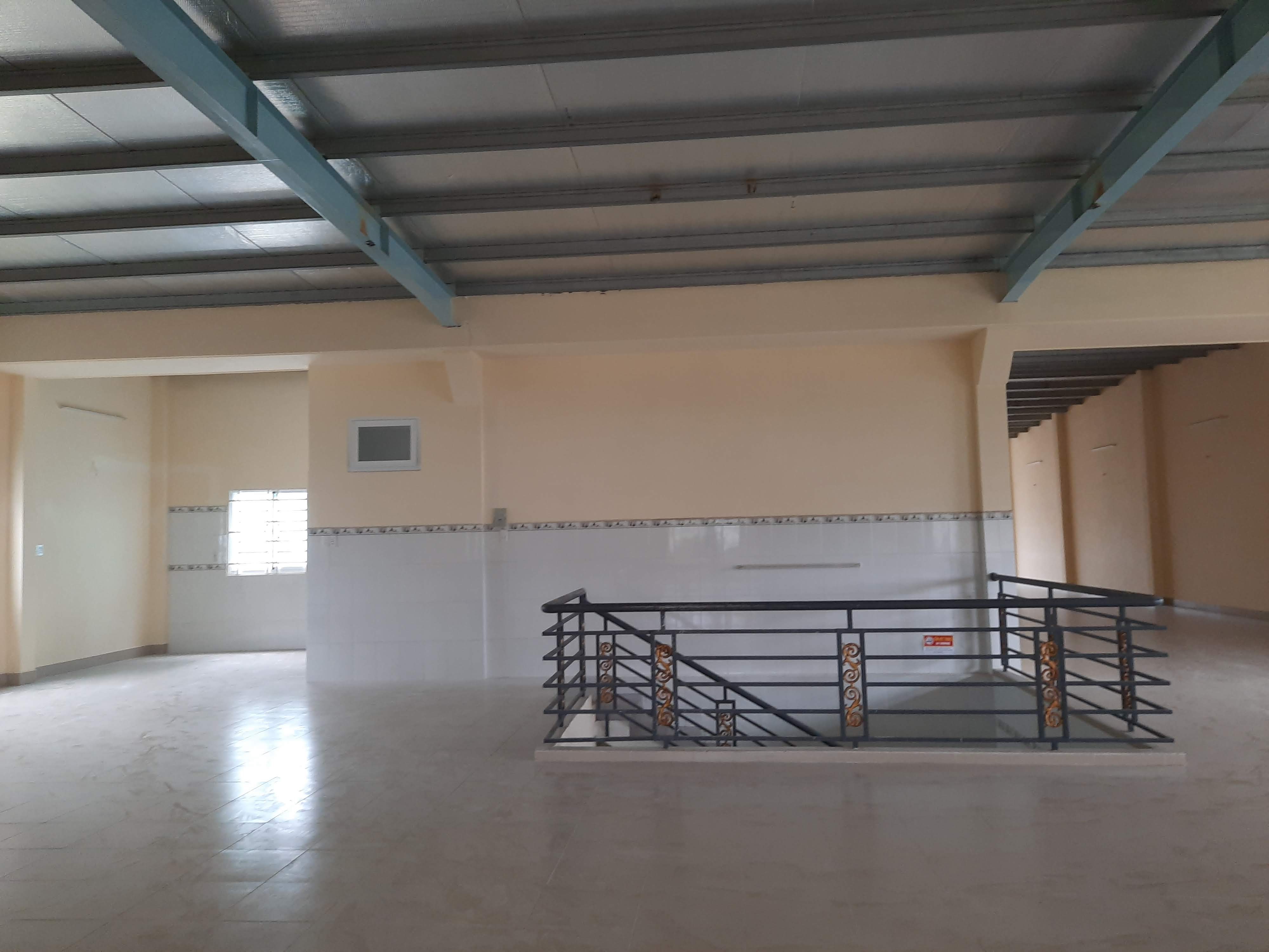 Cho thuê kho 1000m2 lê đình cẩn, bình tân. LH: 0902.113.578