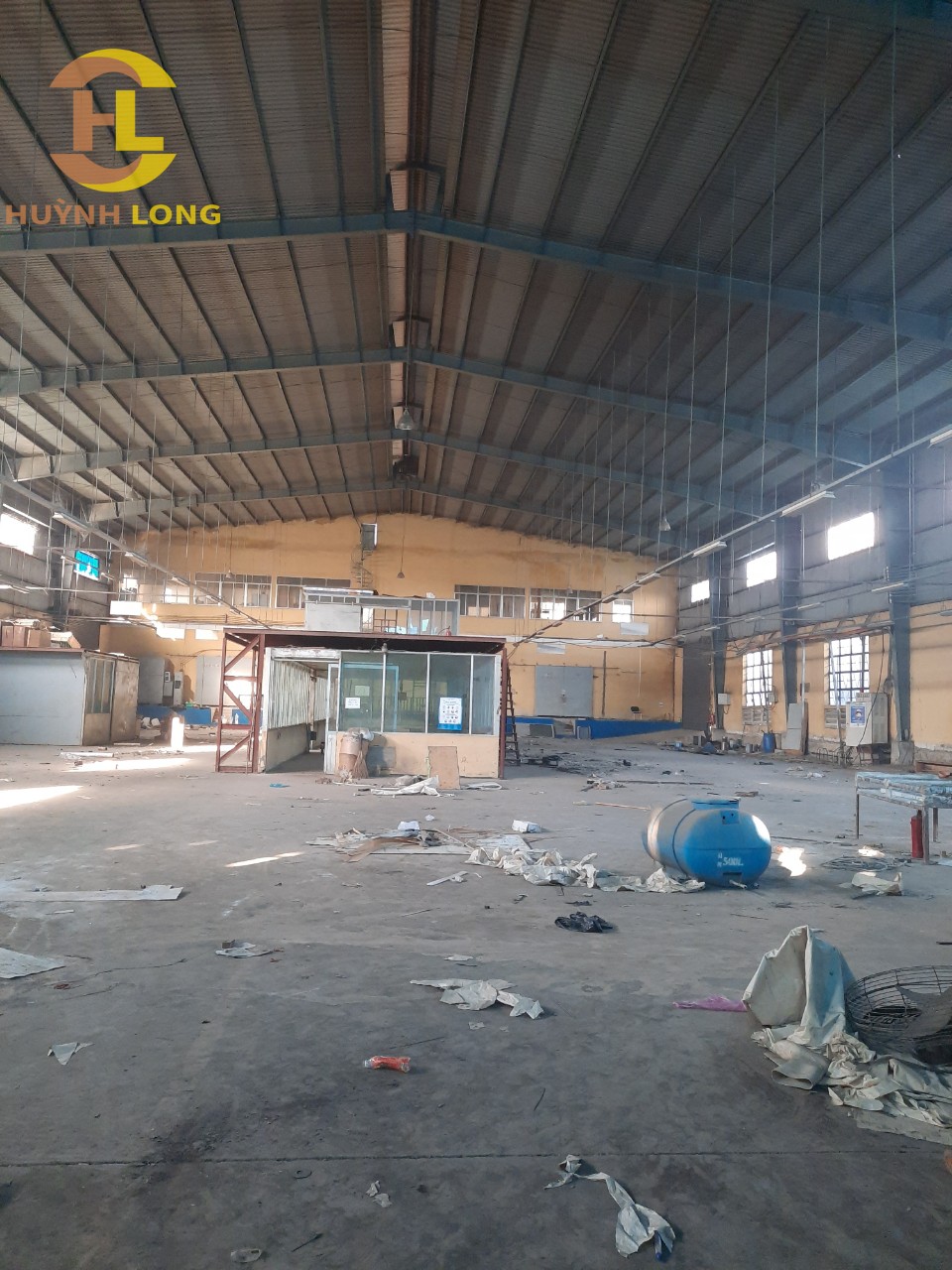 Cho thuê kho trong khu CN Tạo Tạo, Bình Tân - Diện tích : 3.000m2 - giá 220 triệu/tháng. LH: 0902113578