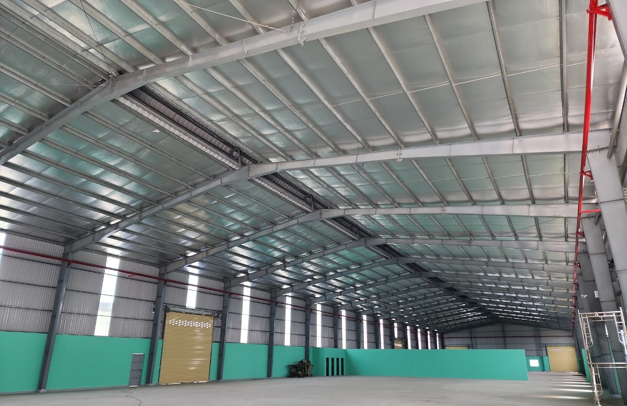     Cho thuê kho xưởng Bến Lức, Long An - Tổng dt: 6000 m2 - Giá : 250 triệu/tháng - Liên hệ 0902.113.578 