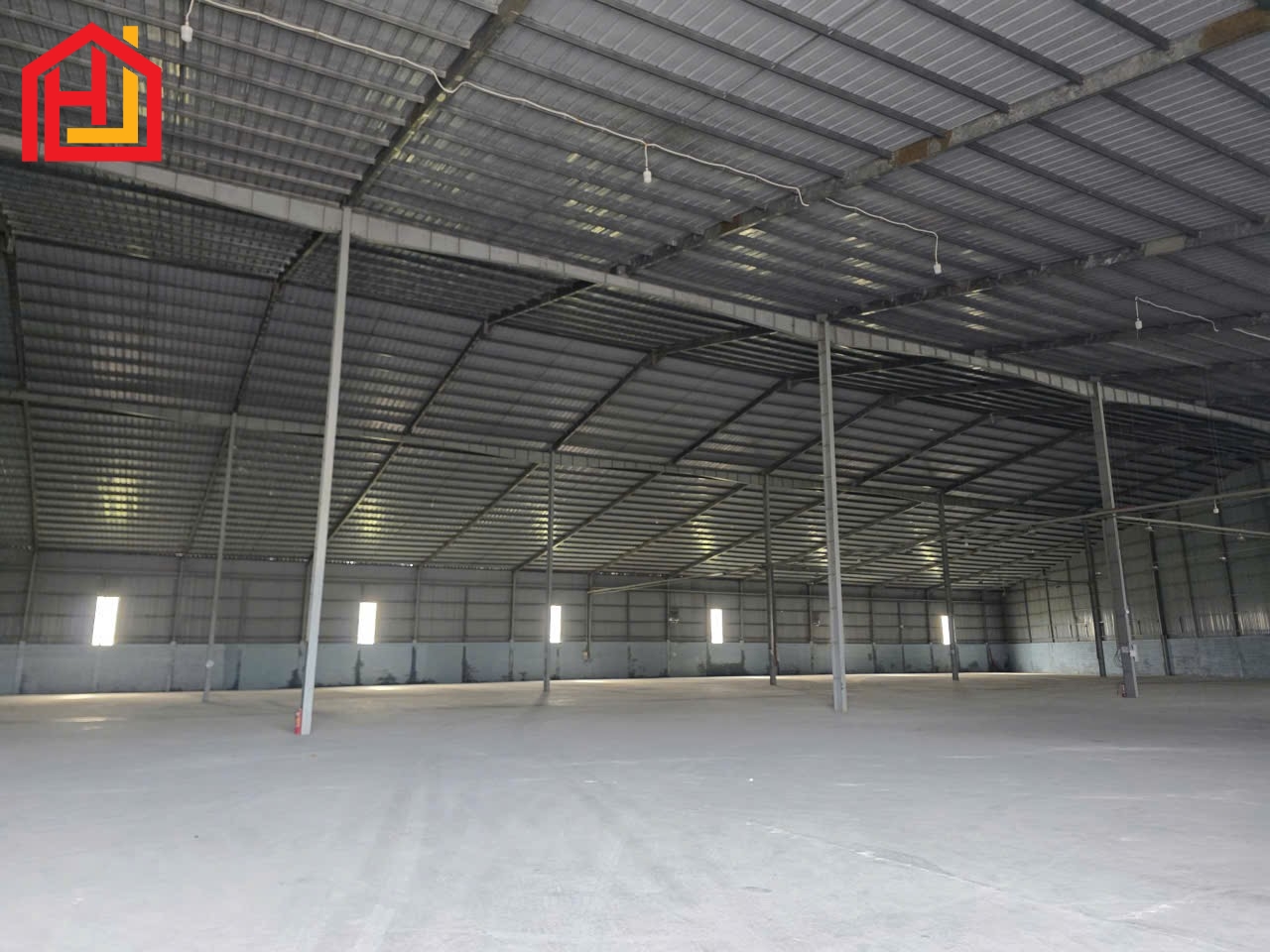  cho thuê kho xưởng ngay Tân An, Tây Ninh ( Long An) - Diện tích: 6.500m - Giá 225 triệu/tháng