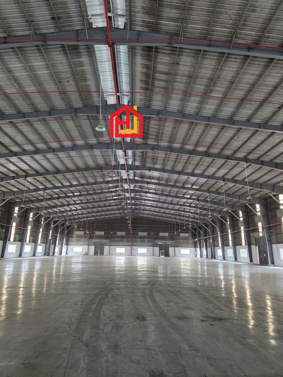 Cho thuê kho xưởng Bến Lức, Long An  - Nhà Xưởng : 4.500m  - Giá 72 nghin/m