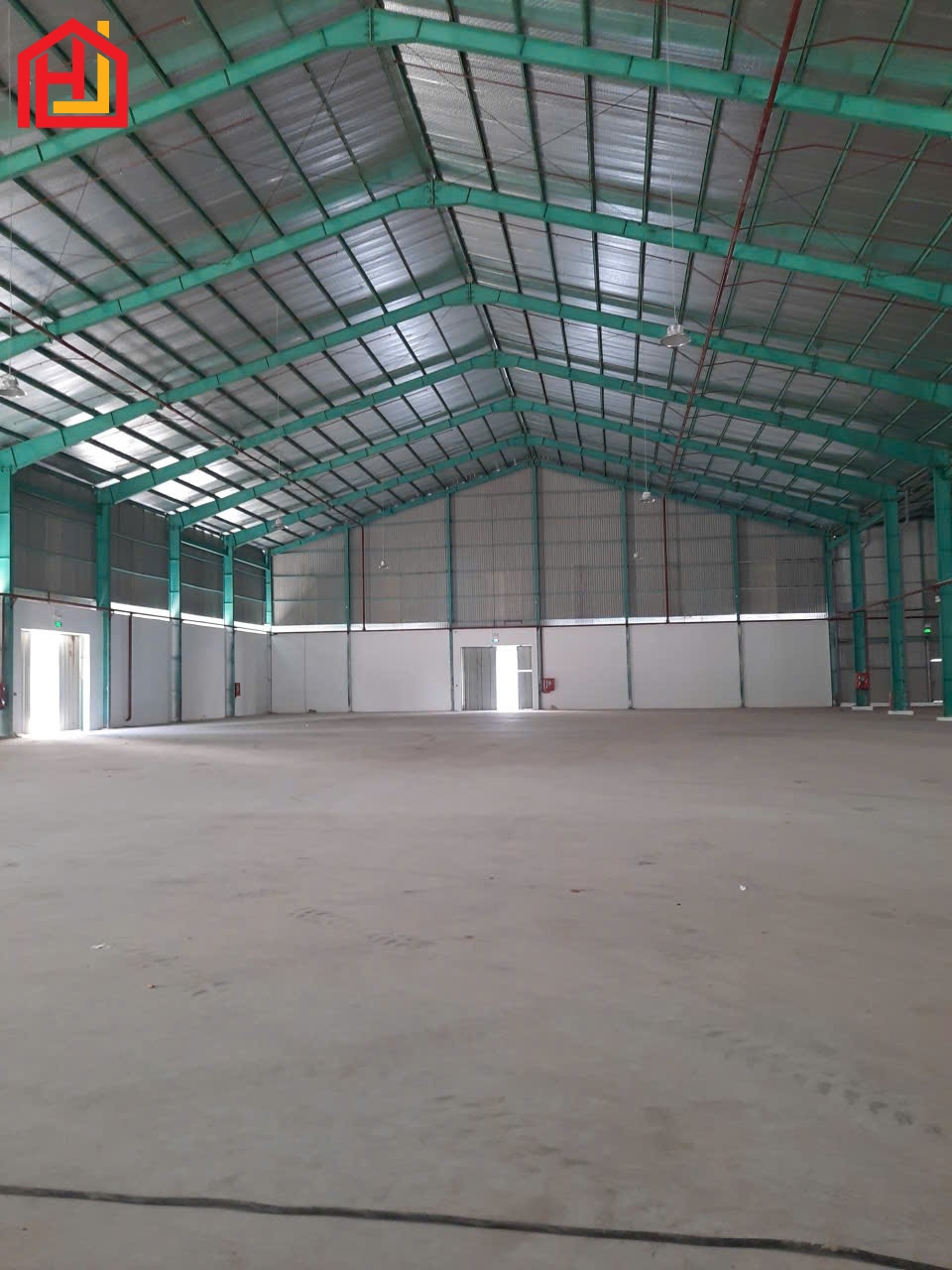 Cho thuê kho xưởng đường Hương Lộ 2. Bình Tân. - Diện tích: 8.000m