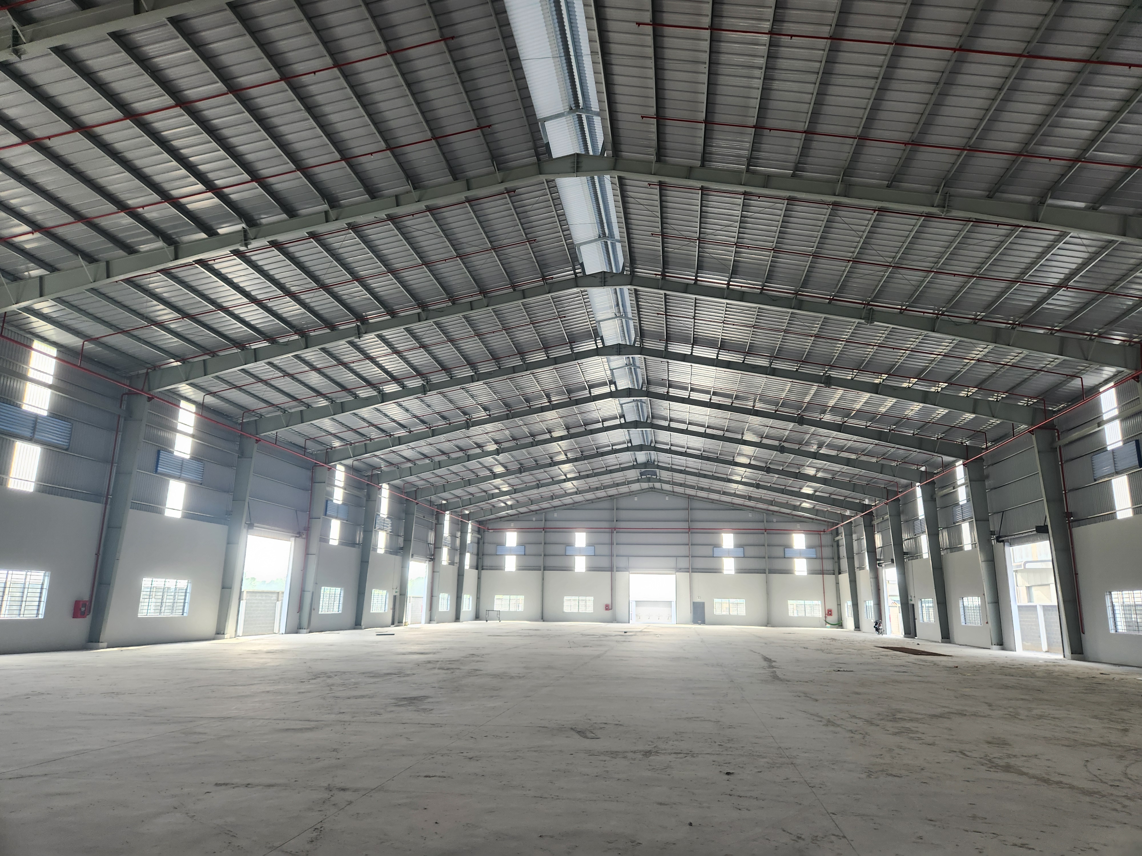 Kho xưởng cho thuê khu CN Lợi Bình Nhơn, - Diện tích: 3.000m - Giá 135 triệu/tháng