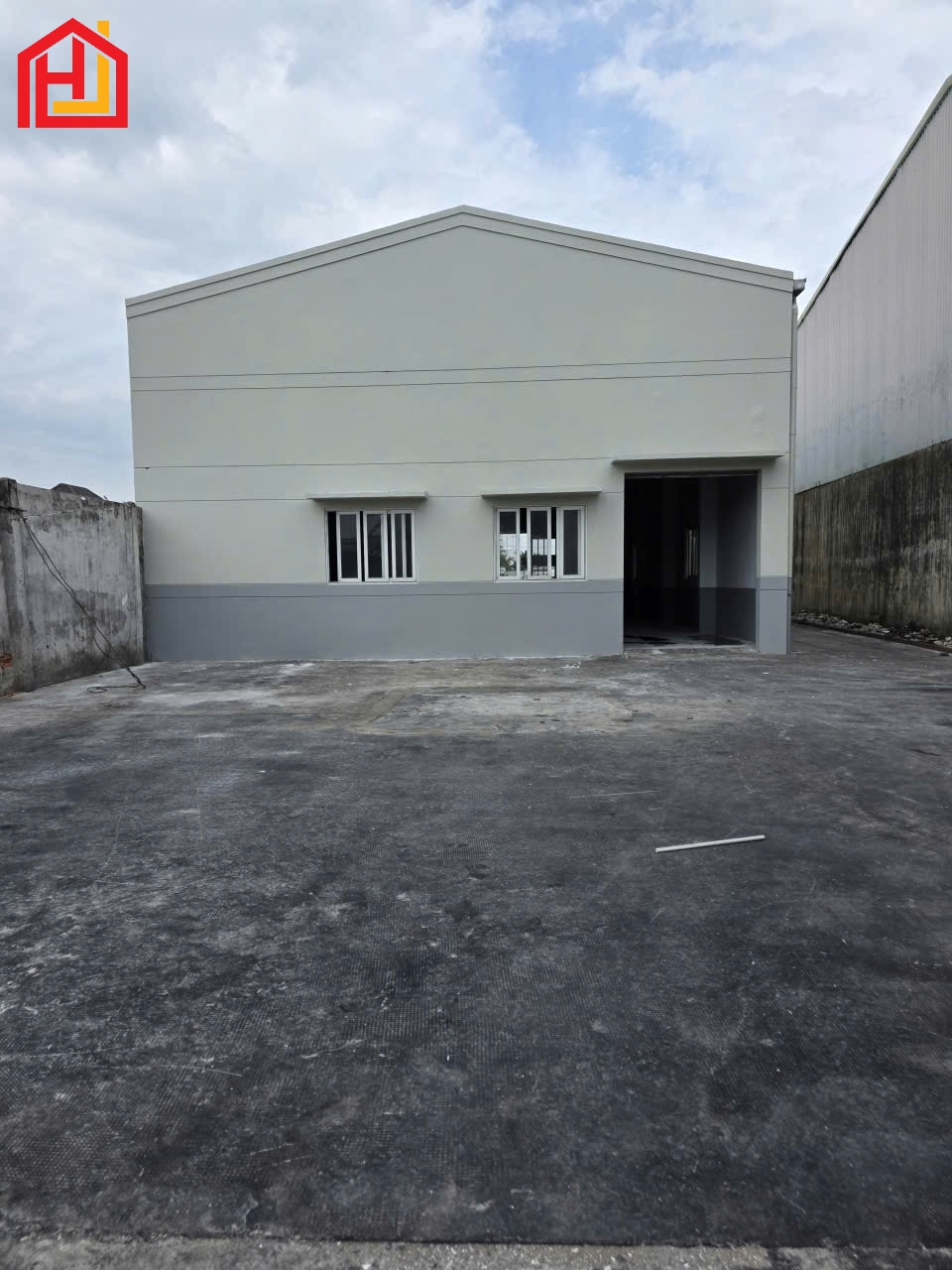 Cho thuê kho xưởng khu Cần Guộc. - khuôn viên: 2.500m - Xưởng:  560m