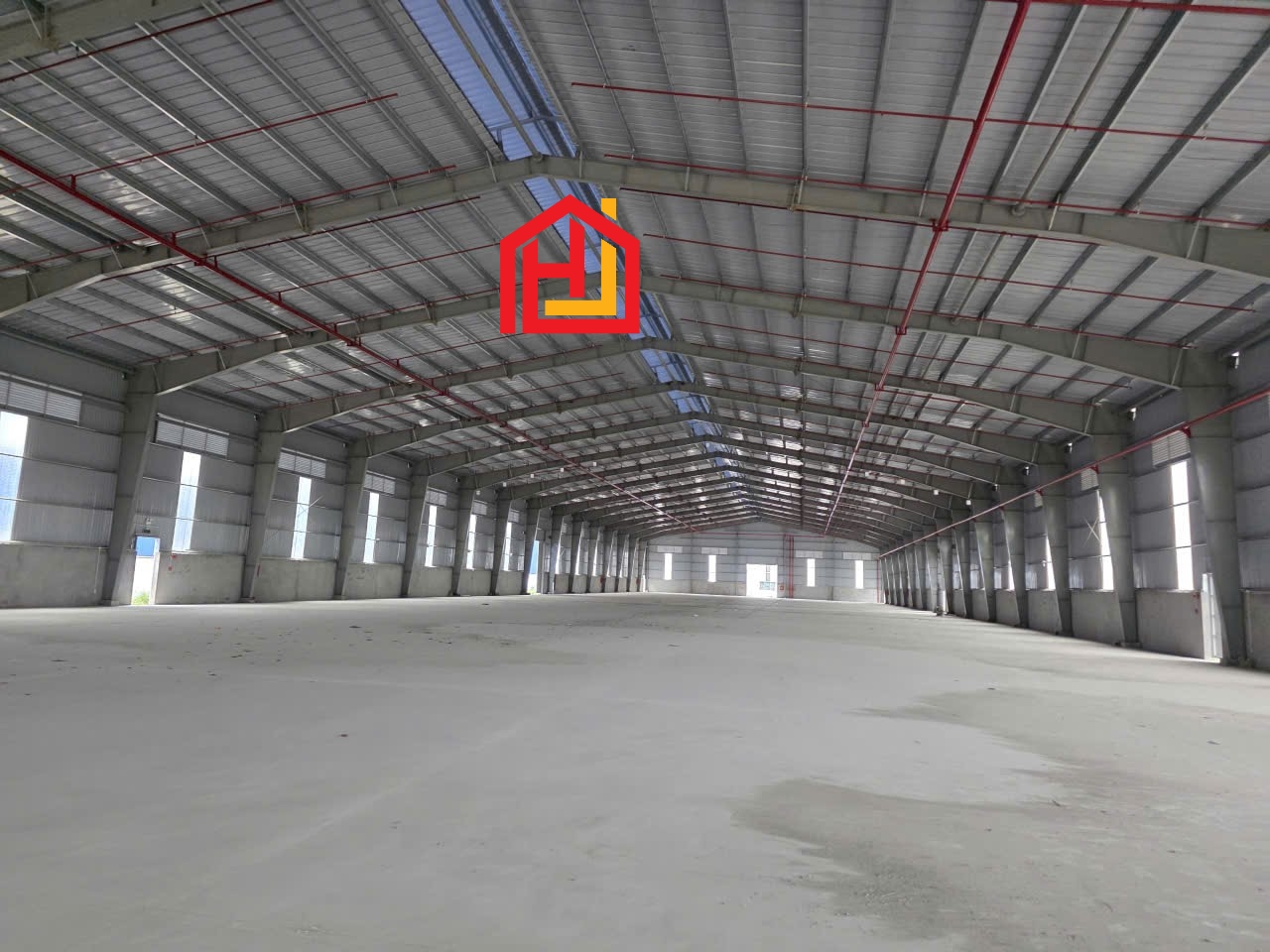 Cho thuê kho xưởng đường Quốc Lộ 50 khu CN Tân Kim. Tây Ninh ( Long An). - khuôn viên: 30.000m2 - Xưởng 5.000m và 10.000m2
