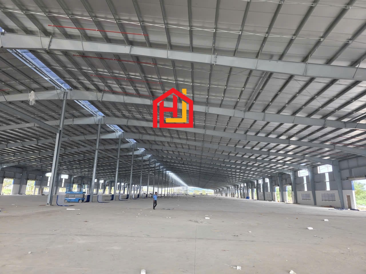 Cho thuê kho xưởng ngay trong khu CN Phước Đông Cần Đước. Tây Ninh ( Long An). - Xưởng 20.000m