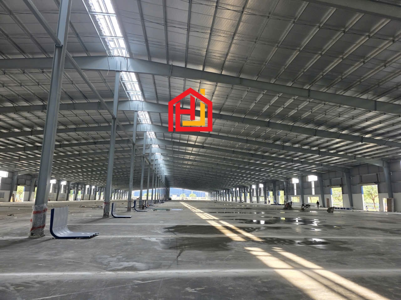 Cho thuê kho xưởng ngay trong khu CN Phước Đông Cần Đước. Tây Ninh ( Long An). - Xưởng 20.000m