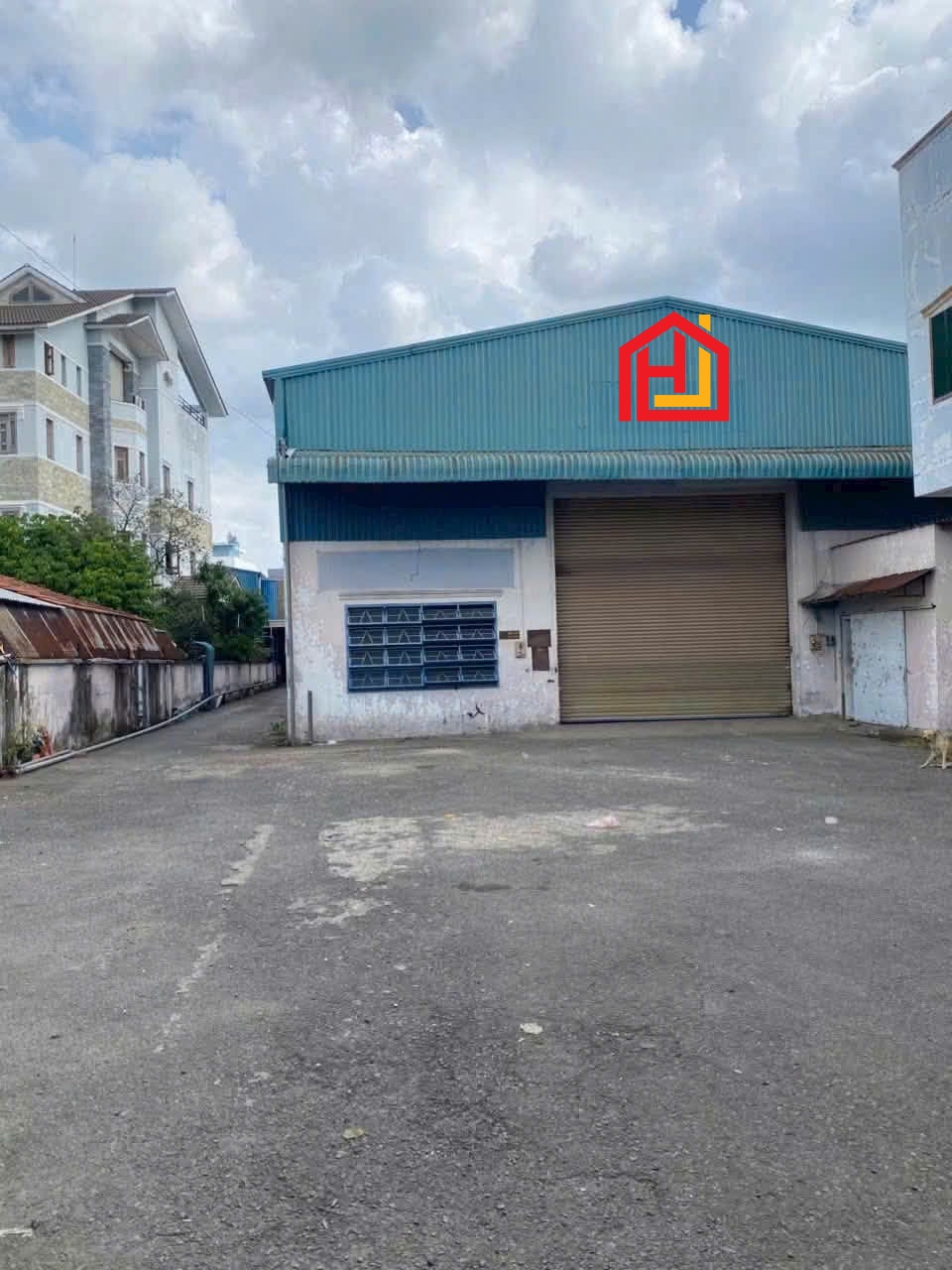 Cho thuê kho xưởng đường Tân Hòa Đông. Bình Tân -  Nhà Xưởng : 2.200m