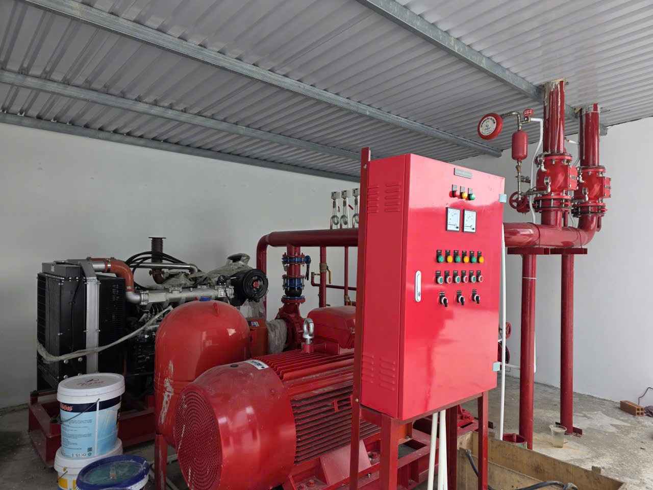 Cho thuê kho xưởng khu CN Hải Sơn - Nhà Xưởng : 13.000m - Giá: 90 nghin/m xưởng