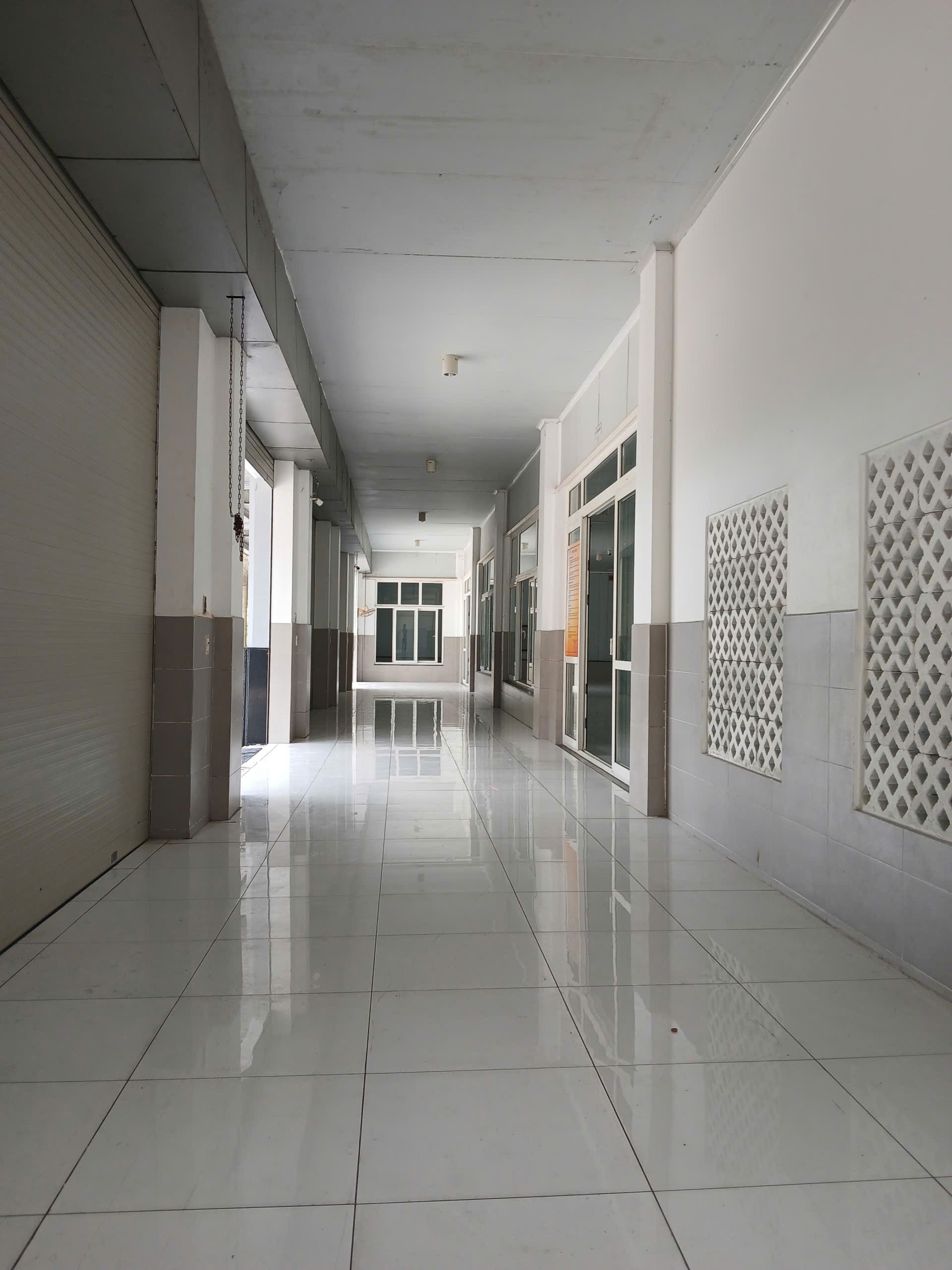 Cho thuê kho xưởng đường Dương Đình Cúc. Bình Chánh - Diện tích: 5.000m - Giá 250 triệu/ tháng