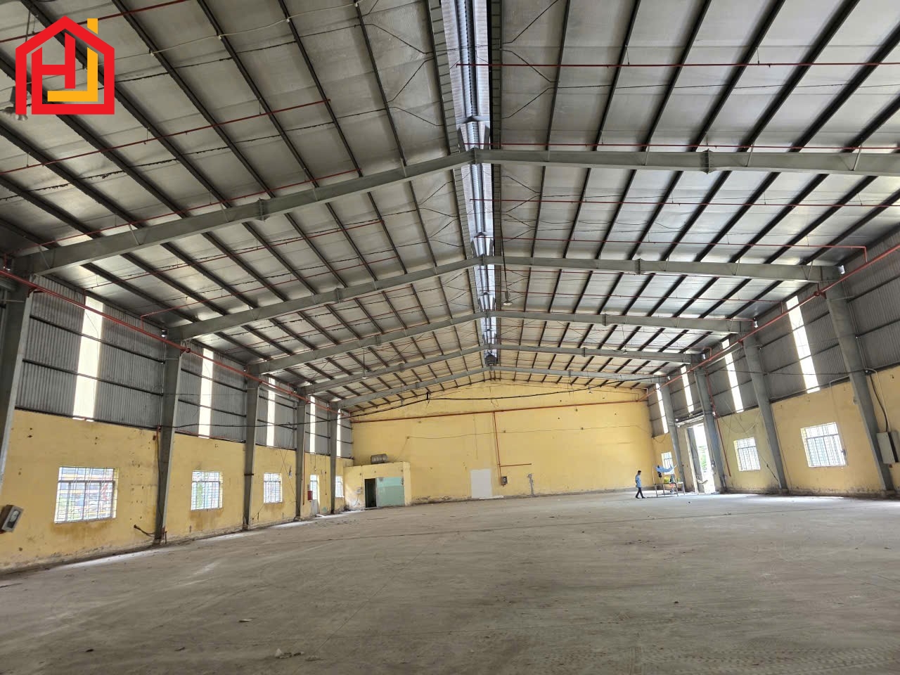 Cho thuê kho xưởng khu CN Tân Tạo, Bình Tân - khuôn viên: 4.100m2 - Nhà Xưởng : 2.600m 