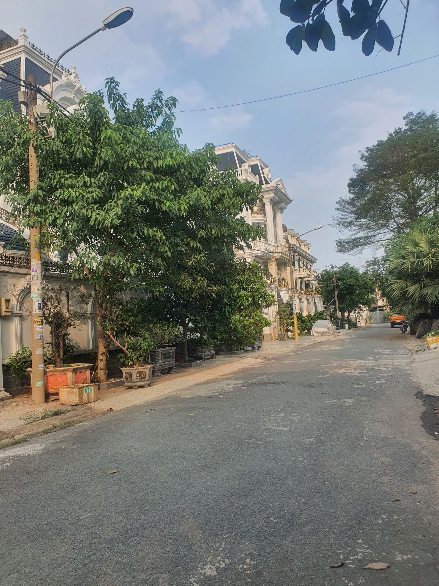 Chuyển nhượng Biệt Thự khu Tên Lửa 168m2, 24 ty