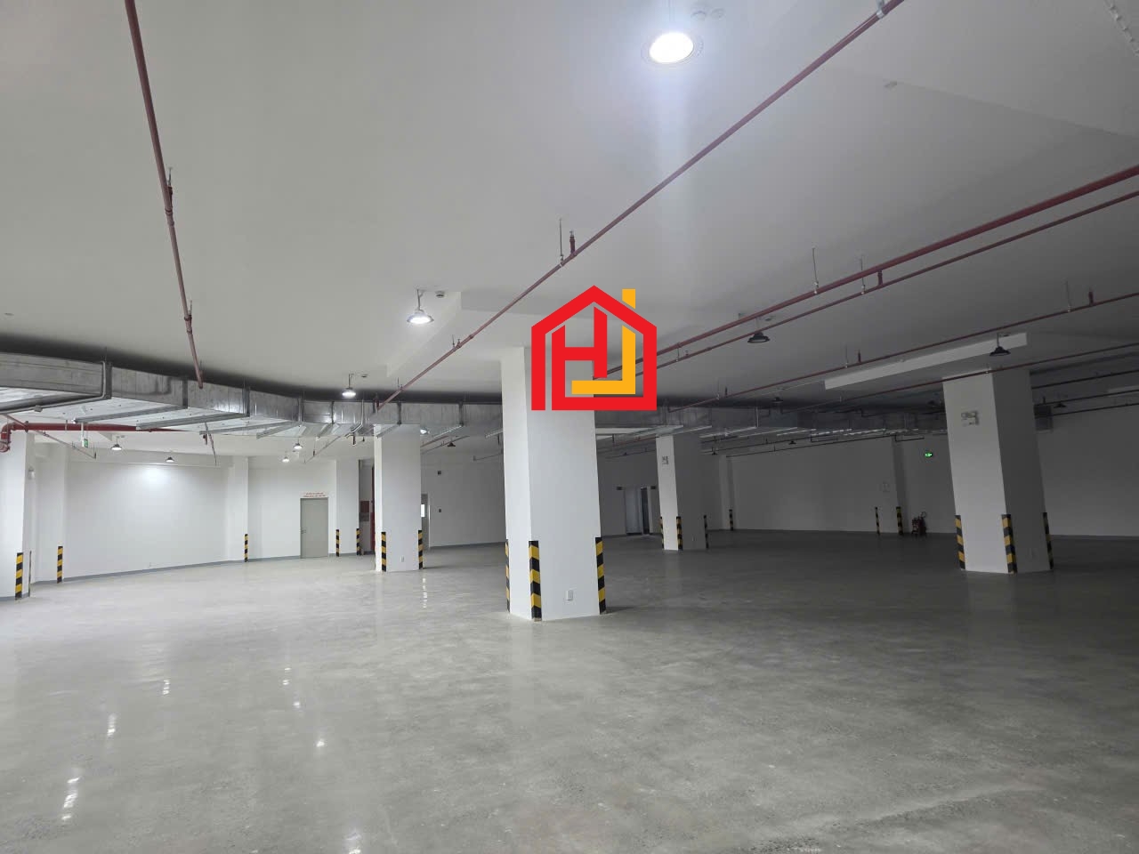 Cho thuê xưởng khu CN Long Hậu, Cần Guộc, Tây Ninh (Long An) - nhà xưởng: 900m2 - Giá: 128 nghin/m