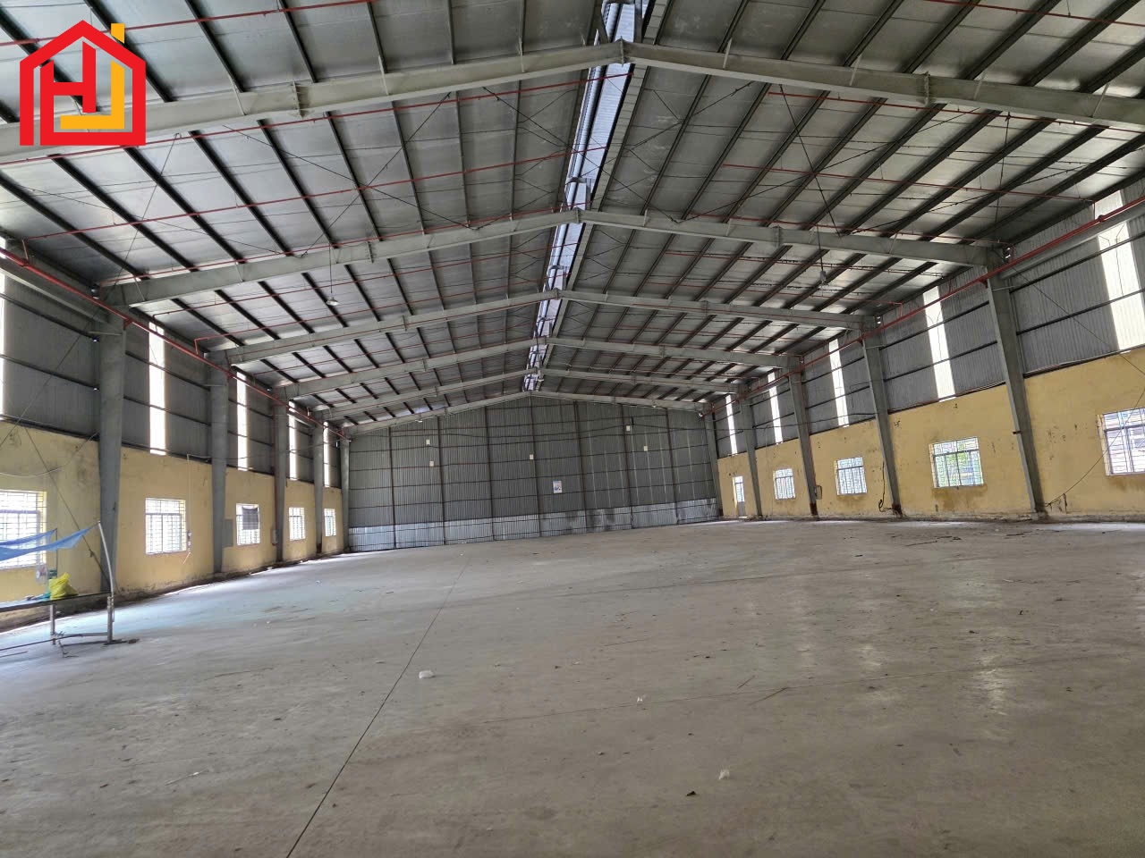 Cho thuê kho xưởng khu CN Tân Tạo, Bình Tân - khuôn viên: 4.100m2 - Nhà Xưởng : 2.600m 