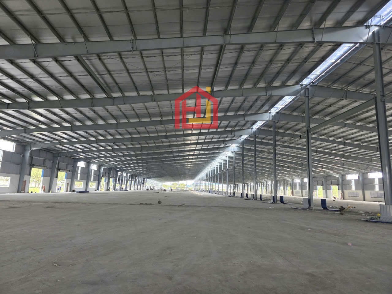 Cho thuê kho xưởng khu CN Cần Đước. Ngay Cảng Quốc Tế Long An - Nhà Xưởng : 33.440m2 ( 80 x 418)