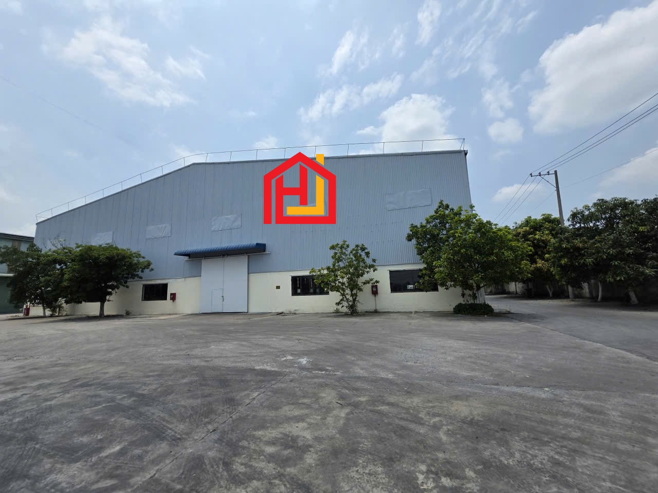 Cho thuê kho xưởng Bến Lức, Long An  - Nhà Xưởng : 4.500m  - Giá 72 nghin/m